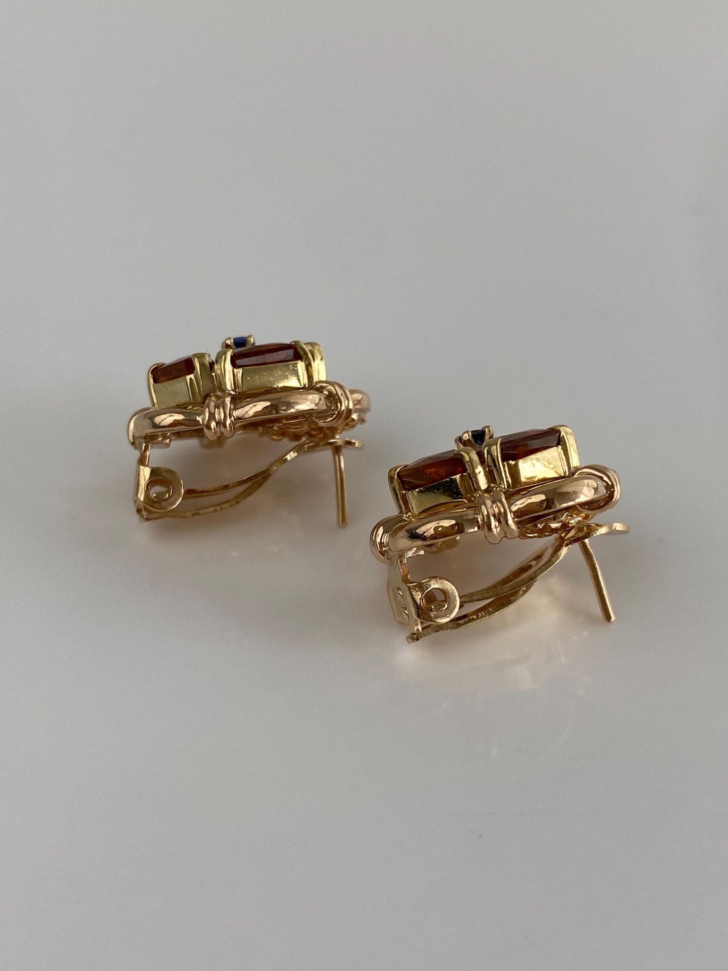 Vintage Solid 14k Yellow Gold Blue Sapphire Citrine Flower Stud Earrings