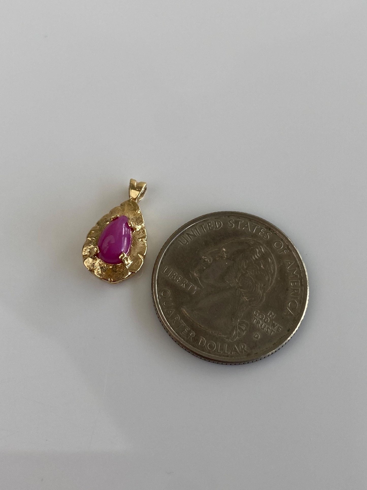 Vintage Solid 14k Yellow Gold Pink Star Sapphire Teardrop Charm