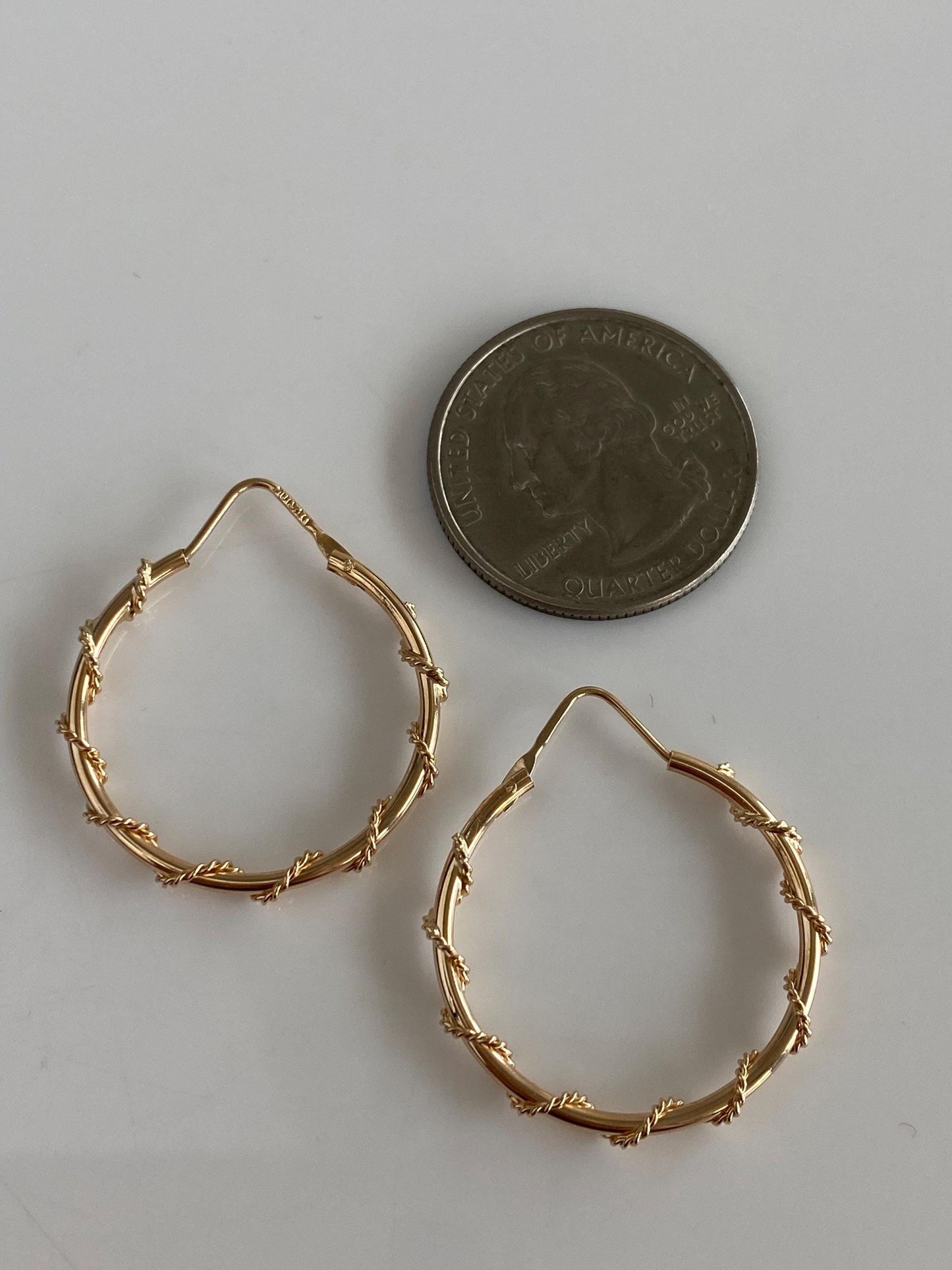 Vintage 10k Yellow Gold Twisted Hoop Earrings