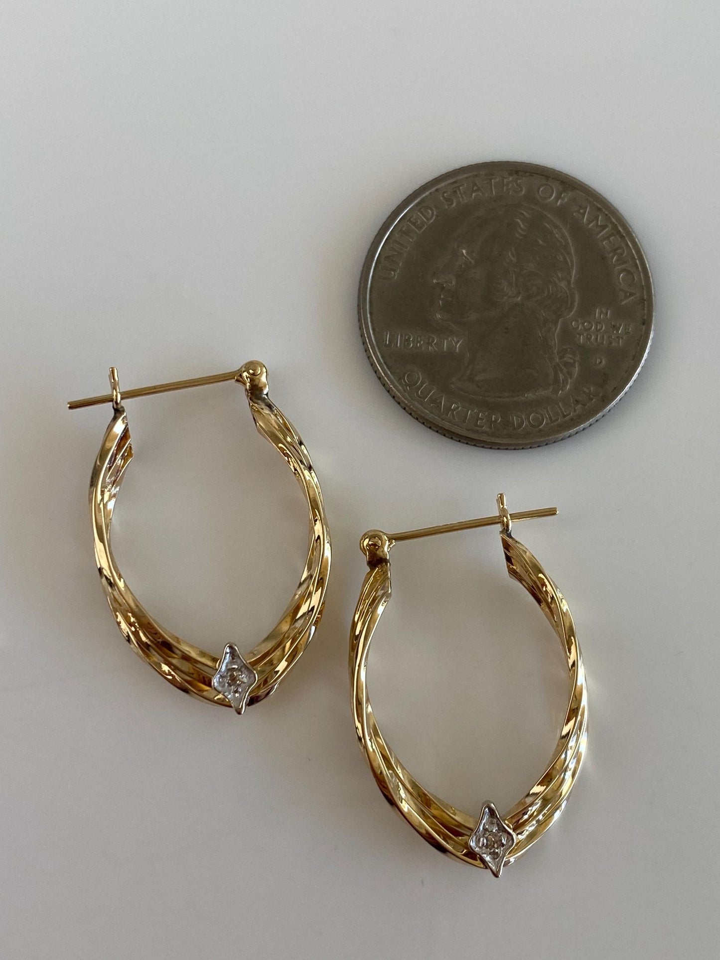 Vintage 14k White & Yellow Gold Diamond Twist Chevron Hoop Earrings