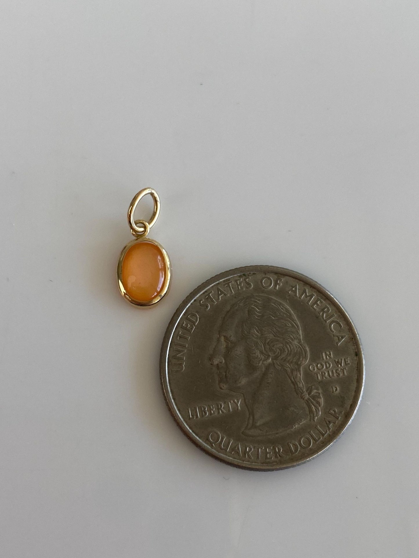 Vintage Solid 14k Yellow Gold Orange Cover Mother Of Pearl Charm