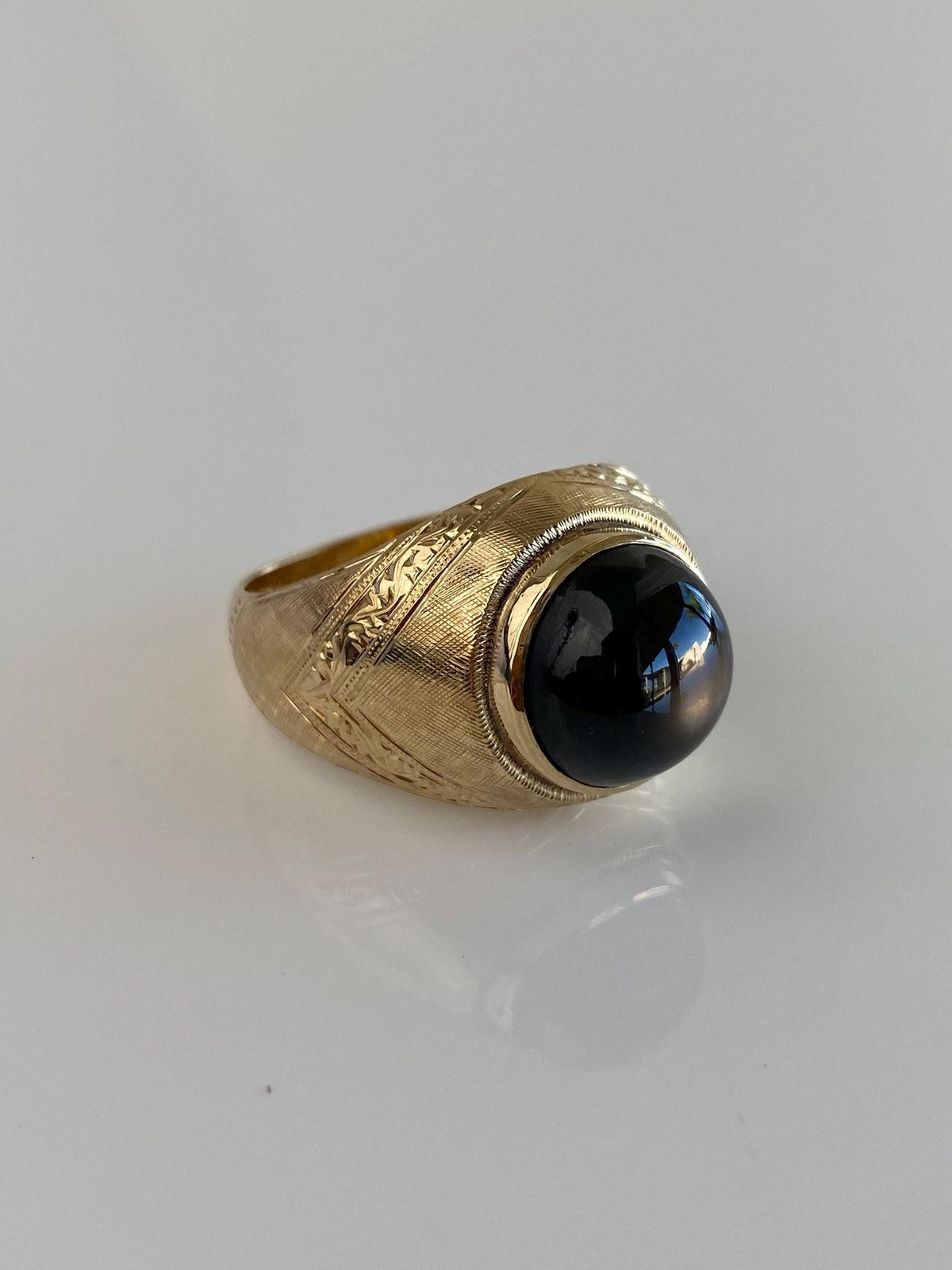 Vintage Solid 10k Yellow Gold Star Sapphire Designed Signet Ring - Size 10