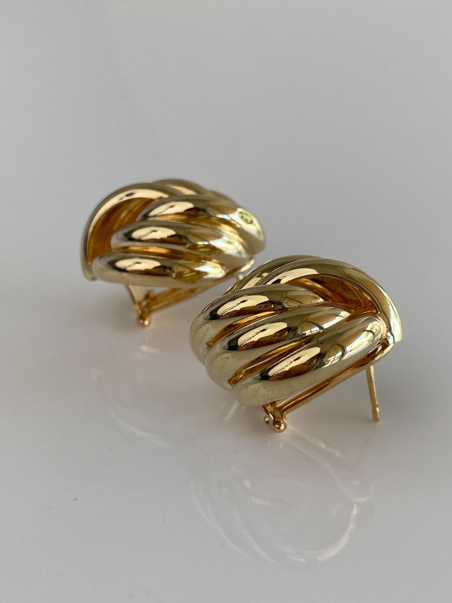 Vintage 14k Yellow Gold Large Knot Style Stud Earrings