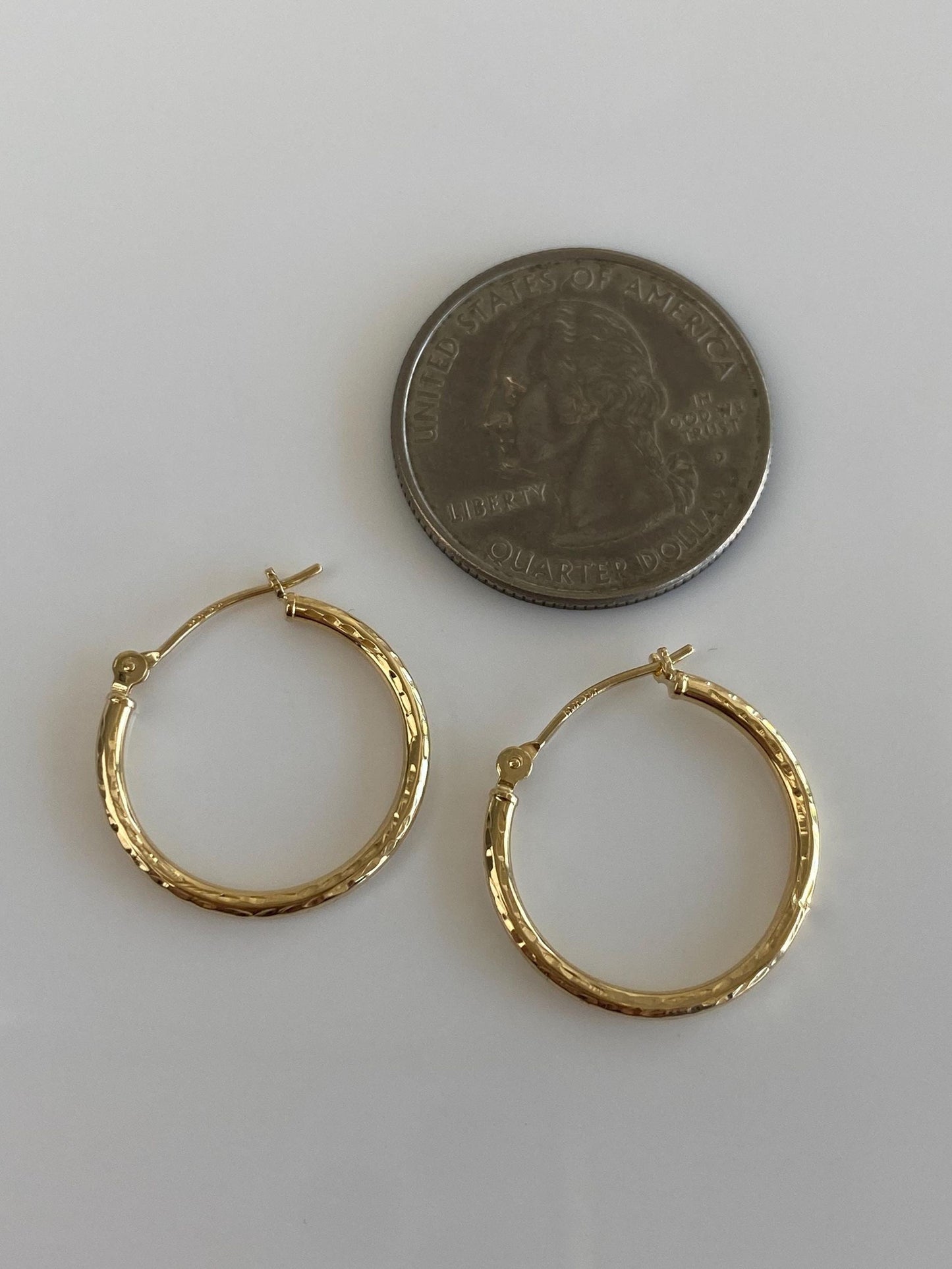 Vintage 14k Yellow Gold Diamond Cut Hoop Earrings