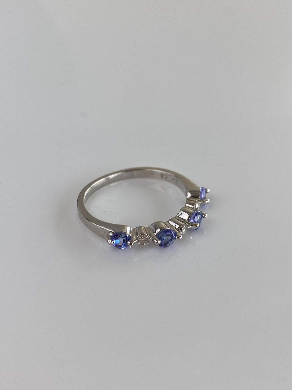 Vintage Solid 14k White Gold Diamond Tanzanite Row Ring Band - Size 6.5