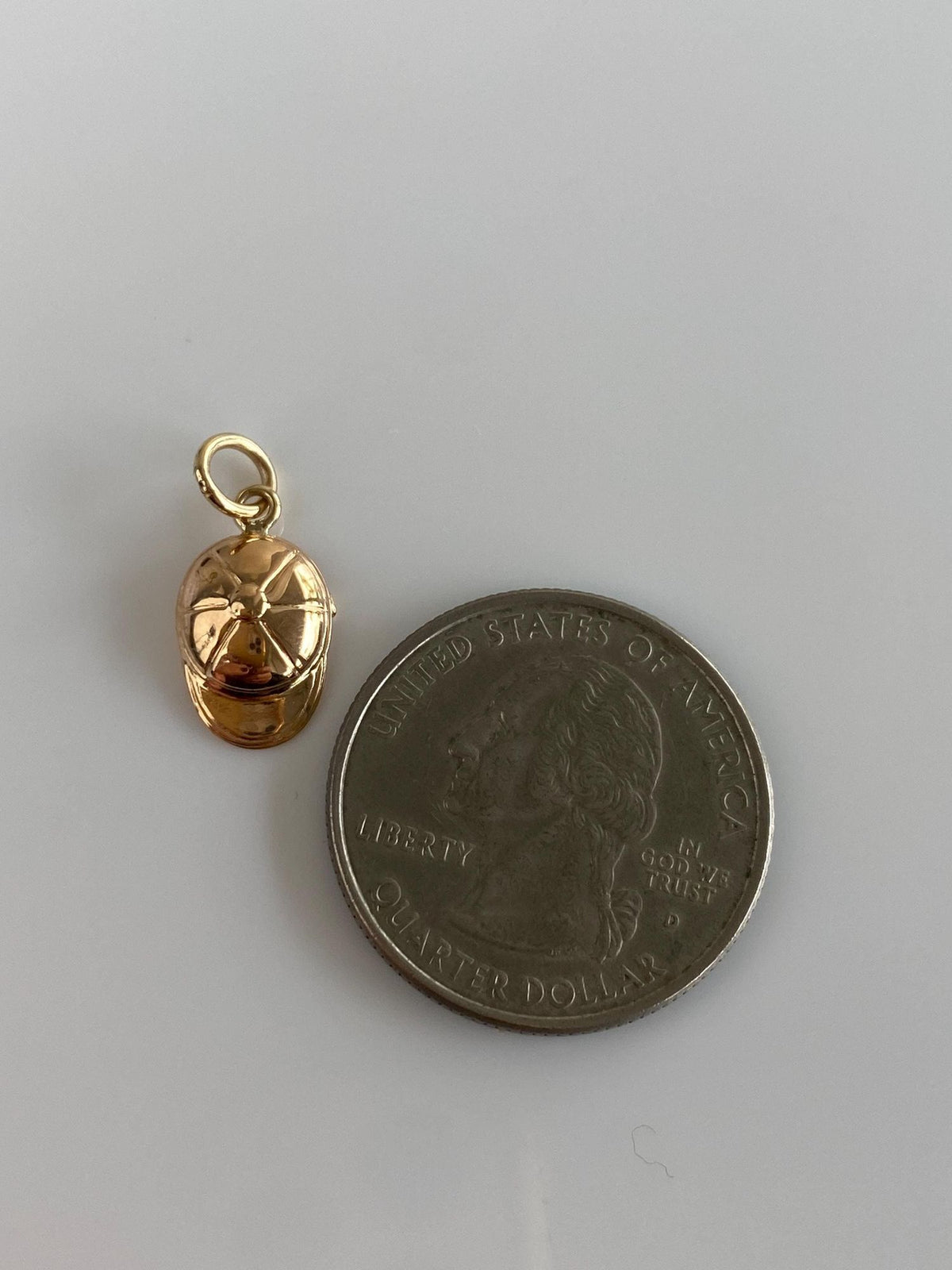 Vintage Solid 18k Yellow Gold Cap Hat Charm