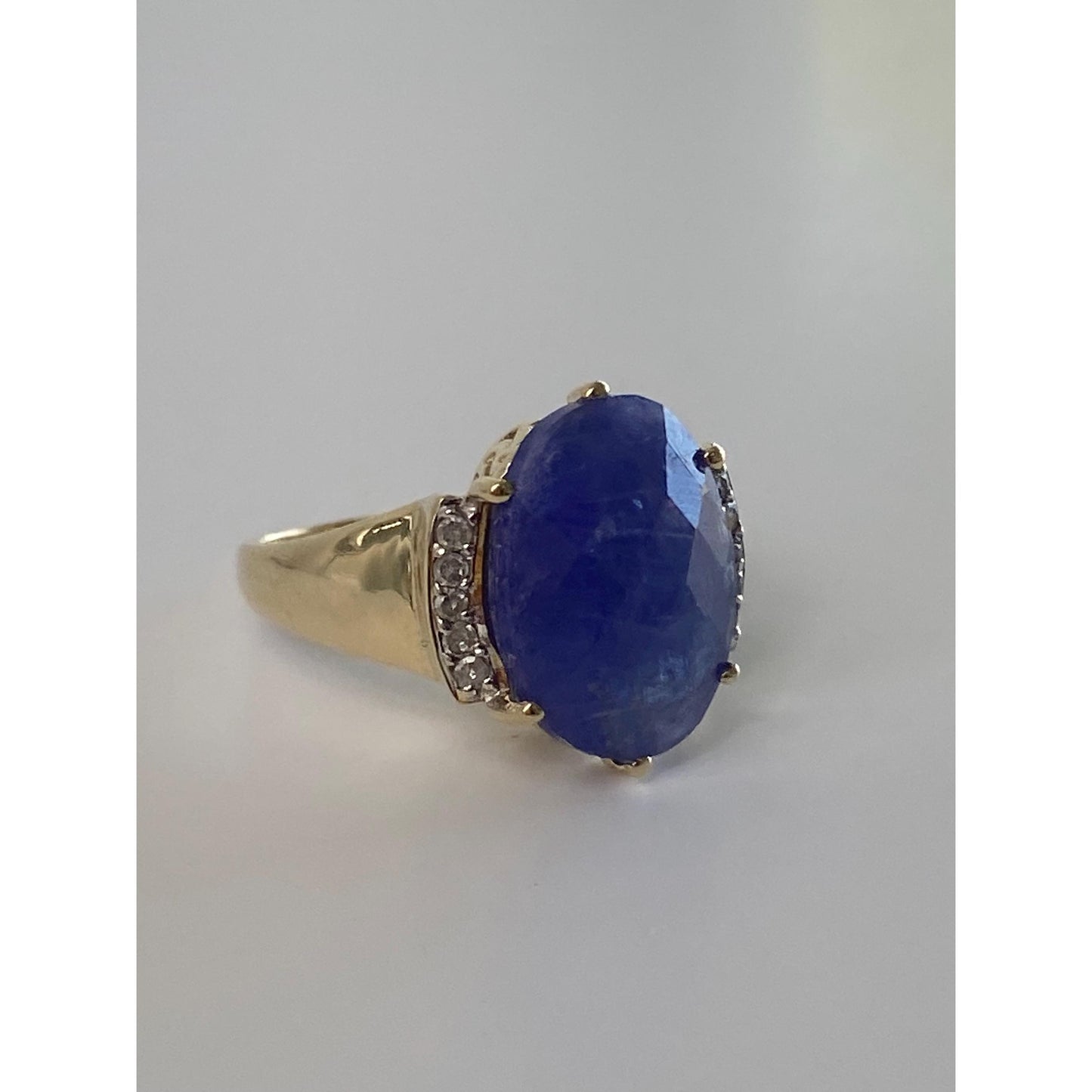 Solid 10k Yellow Gold Tanzanite Diamond Ring - Size 7