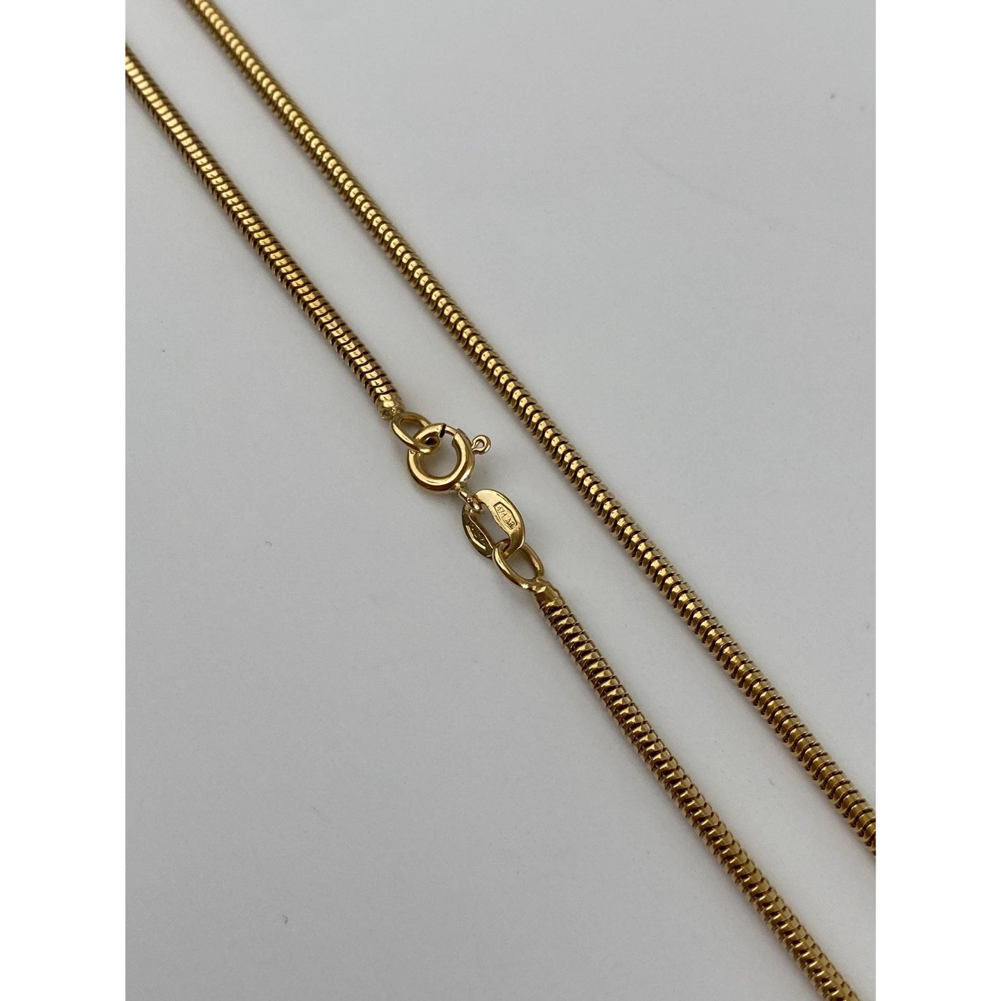 Vintage Solid 18k Yellow Gold Snake Chain Necklace - 21.25 inches