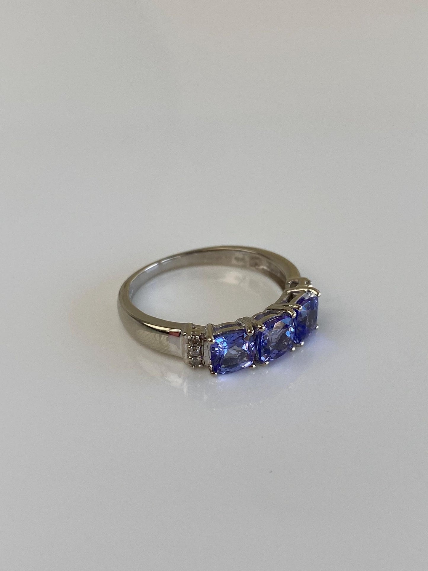 Vintage Solid 10k White Gold Diamond Tanzanite Ring - Size 9