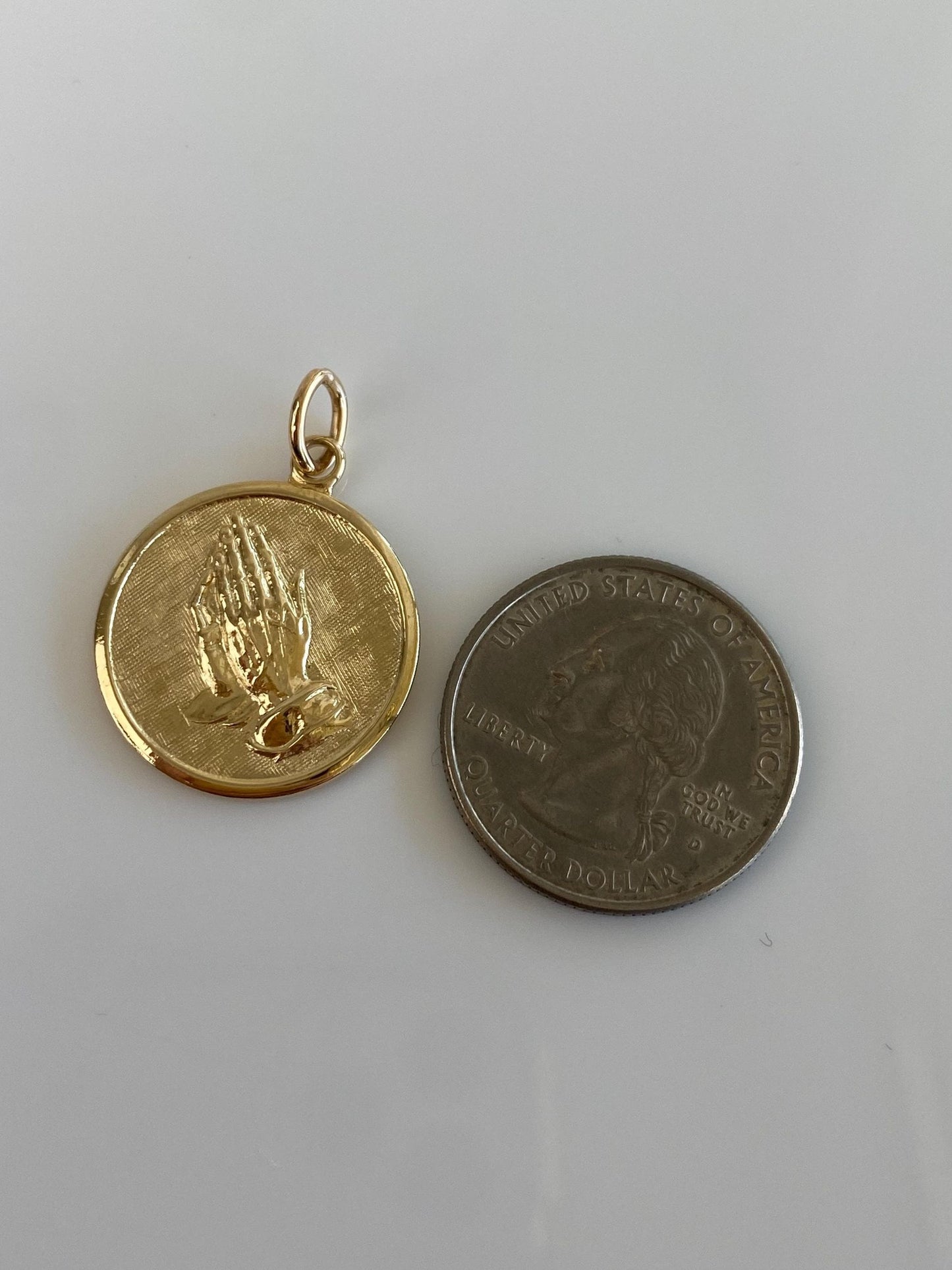 Vintage Solid 14k Serenity Prayer Praying Hands Charm