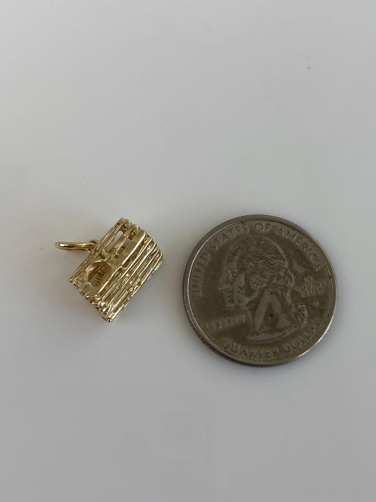 Vintage Solid 14k Yellow Gold Lobster Trap Charm
