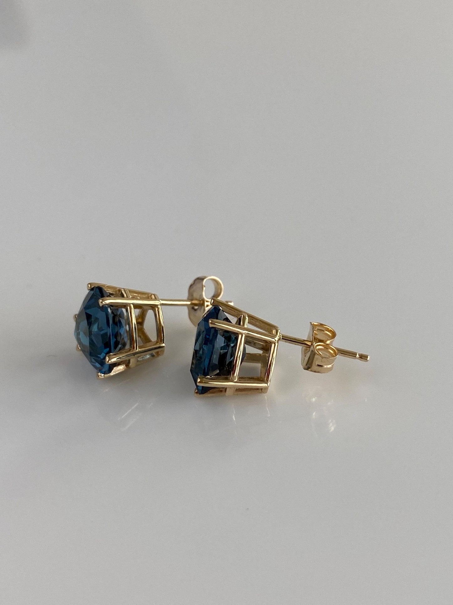 Vintage Solid 10k Yellow Gold Topaz Stud Earrings