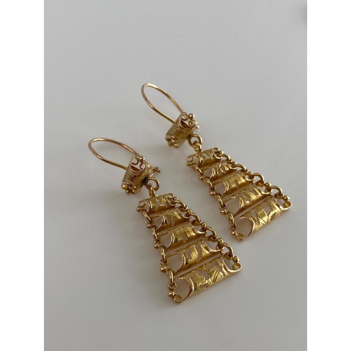 Vintage Solid 18k Yellow Gold Chain Dangle Earrings