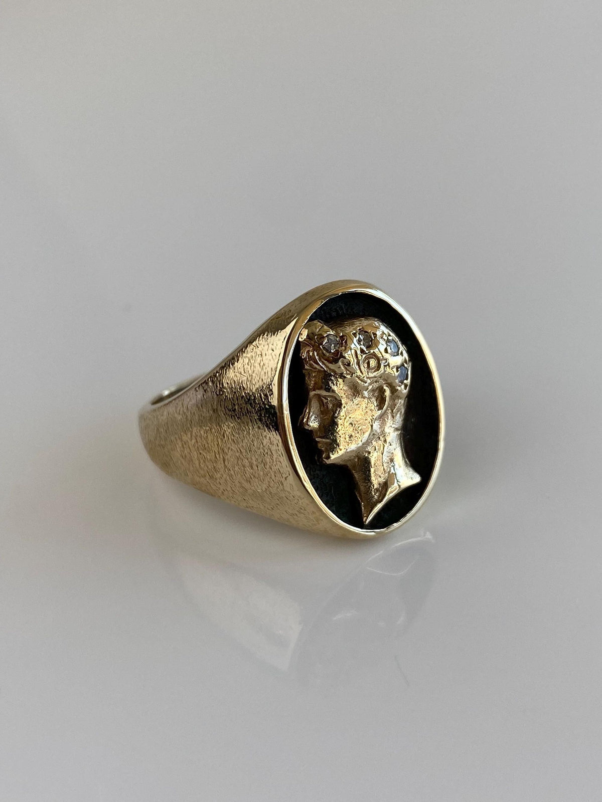 Vintage Solid 10k Yellow Gold Diamonds Roman Head Signet Ring - Size 9.5