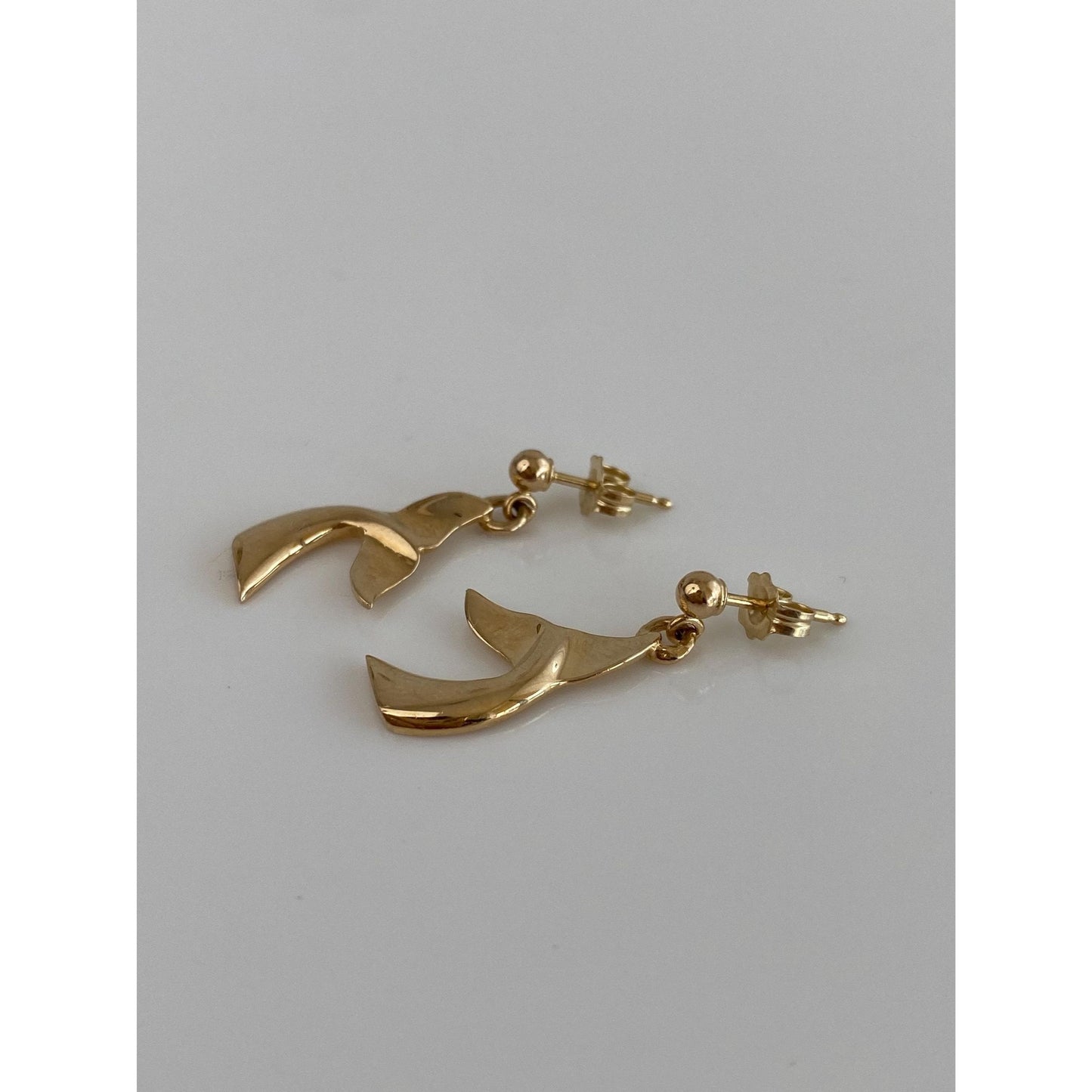 Vintage Solid 14k Yellow Gold Whale Tail Drop Earrings