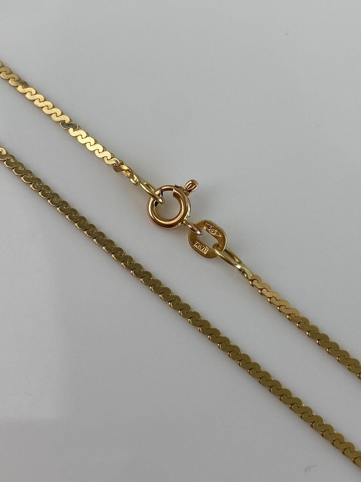 Vintage Solid 14k Yellow Gold Serpentine Chain Necklace - 15.25 inches