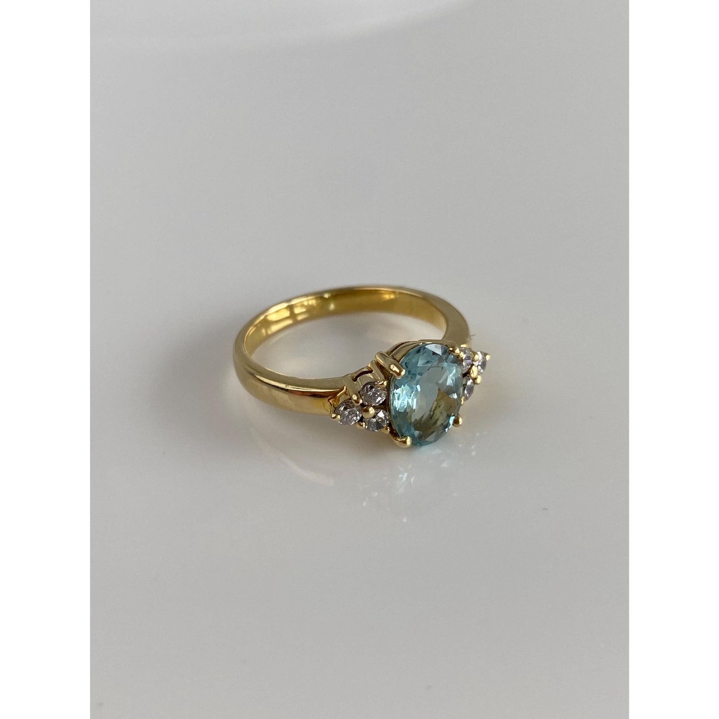Solid 14k Yellow Gold Diamond Clear & Light Blue Cubic Zirconia Ring - Size 7.25
