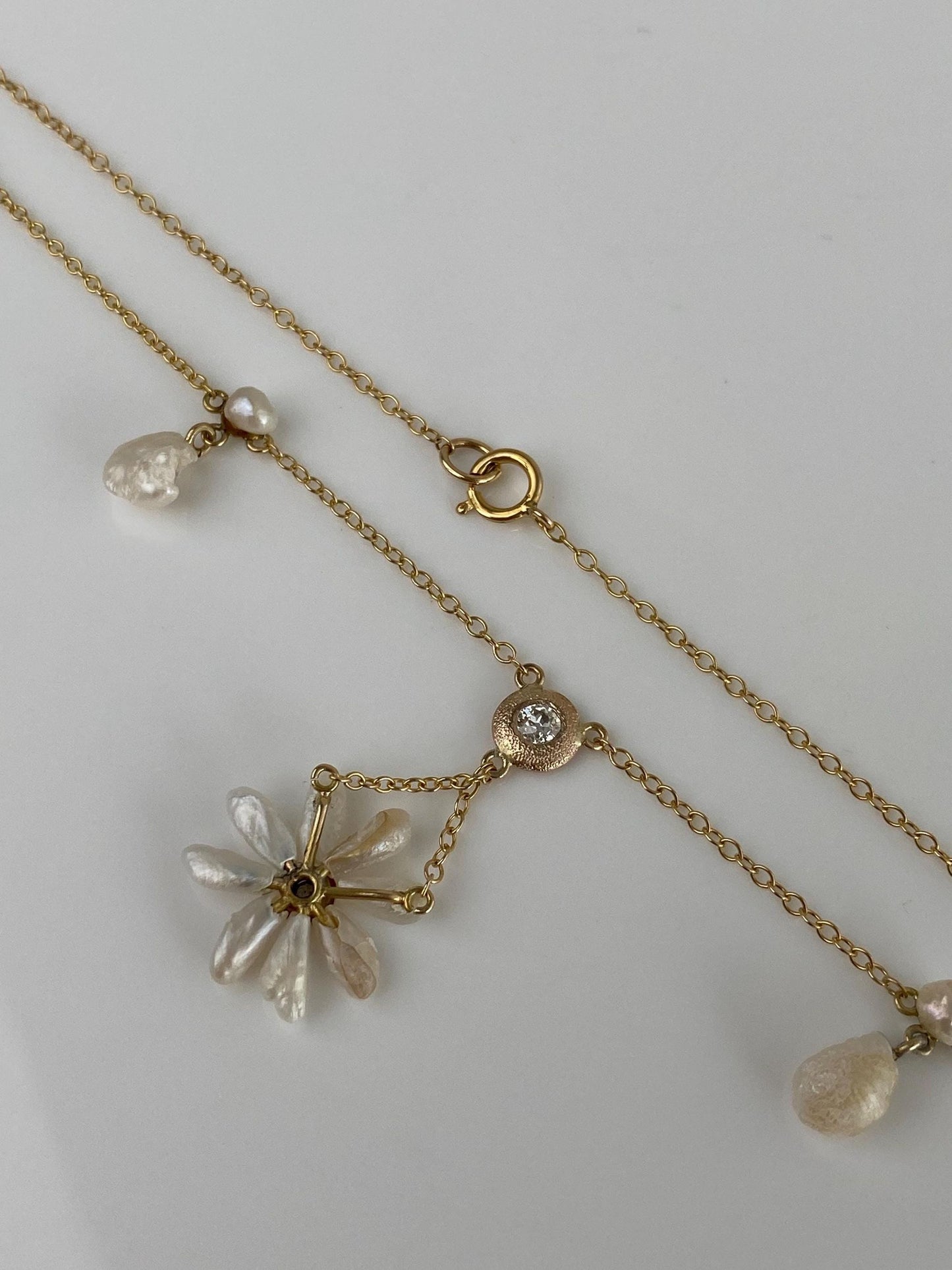 Vintage Solid 14k Yellow Gold Diamond Pearl Daisy Flower Cable Chain Necklace - 17.5 inches