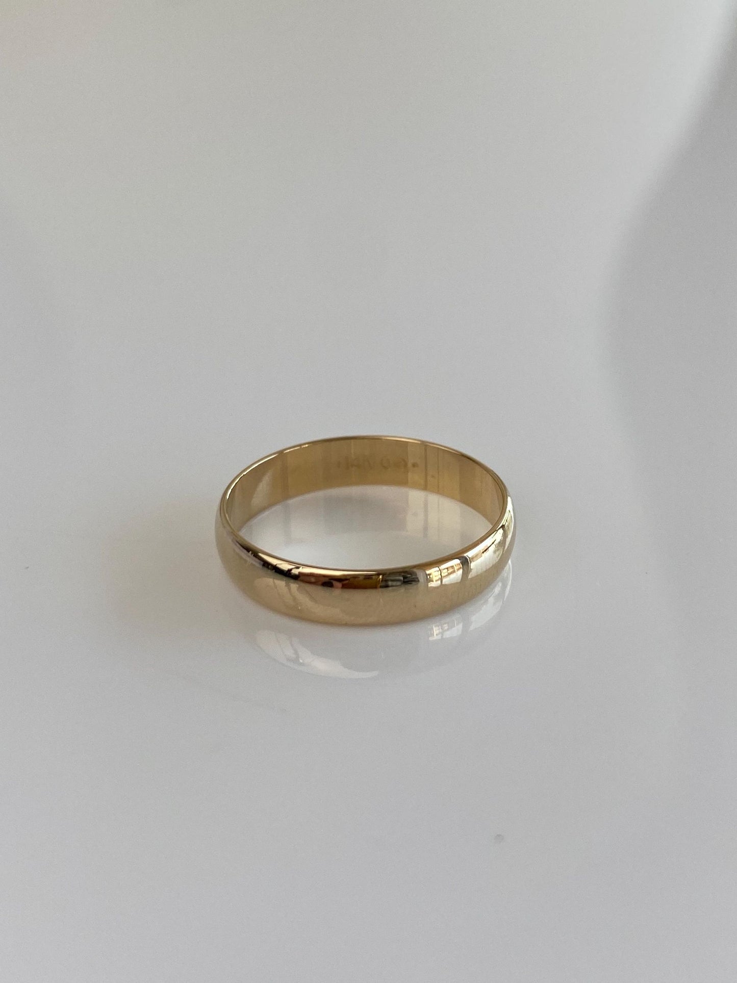 Vintage Solid 14k Yellow Gold Ring Band - Size 6.75