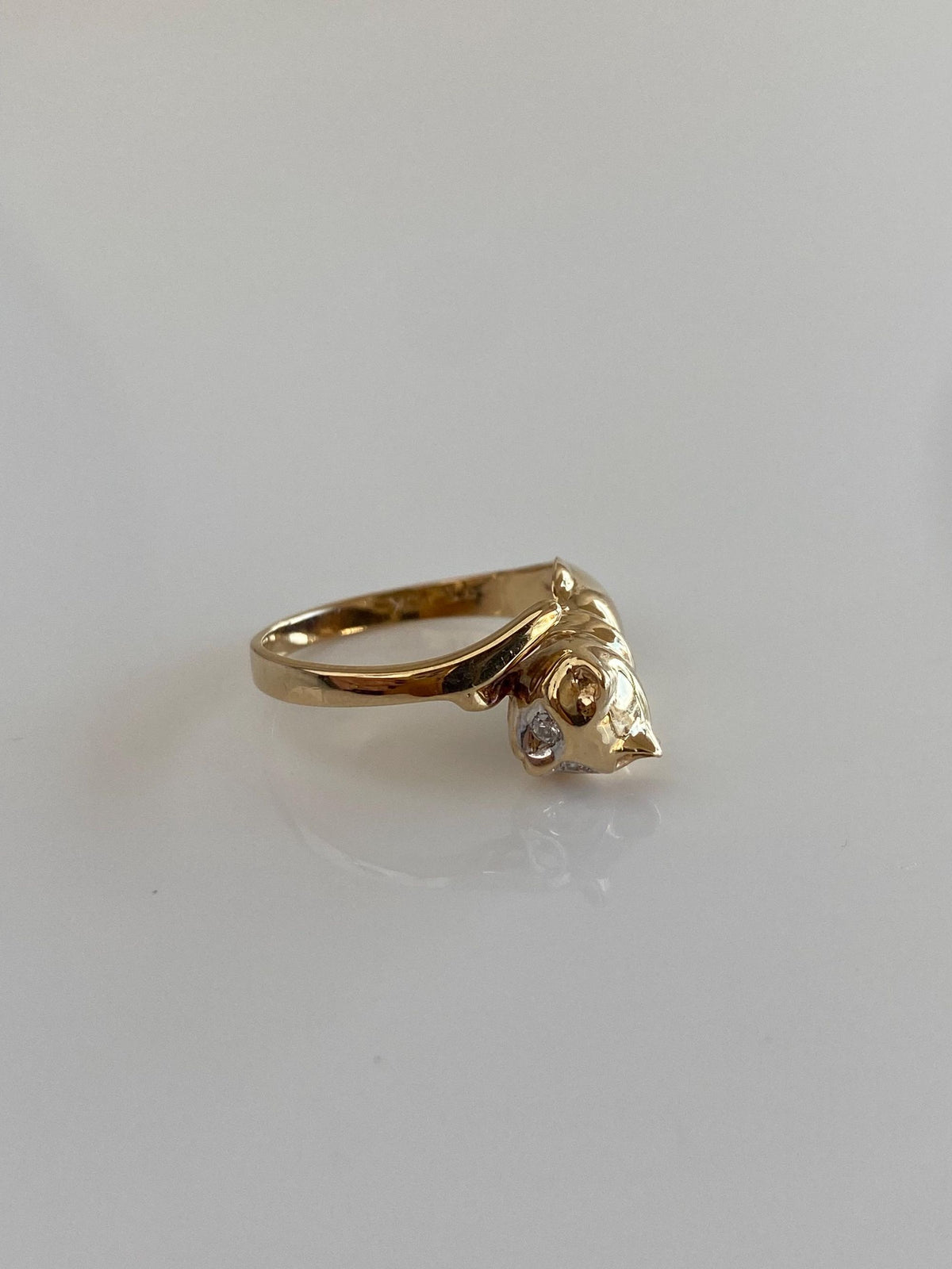 Vintage Solid 10k Yellow Gold Diamond Eyes Cat Ring - Size 5.5