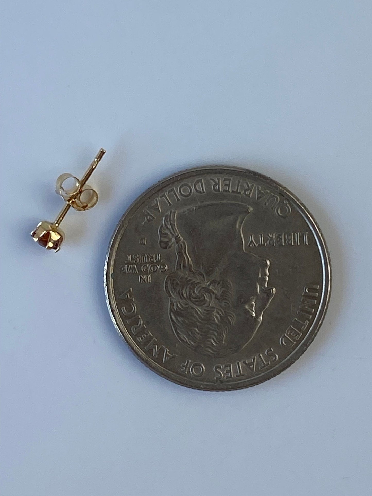 Vintage Solid 14k Yellow Gold Single Citrine Stud Earring