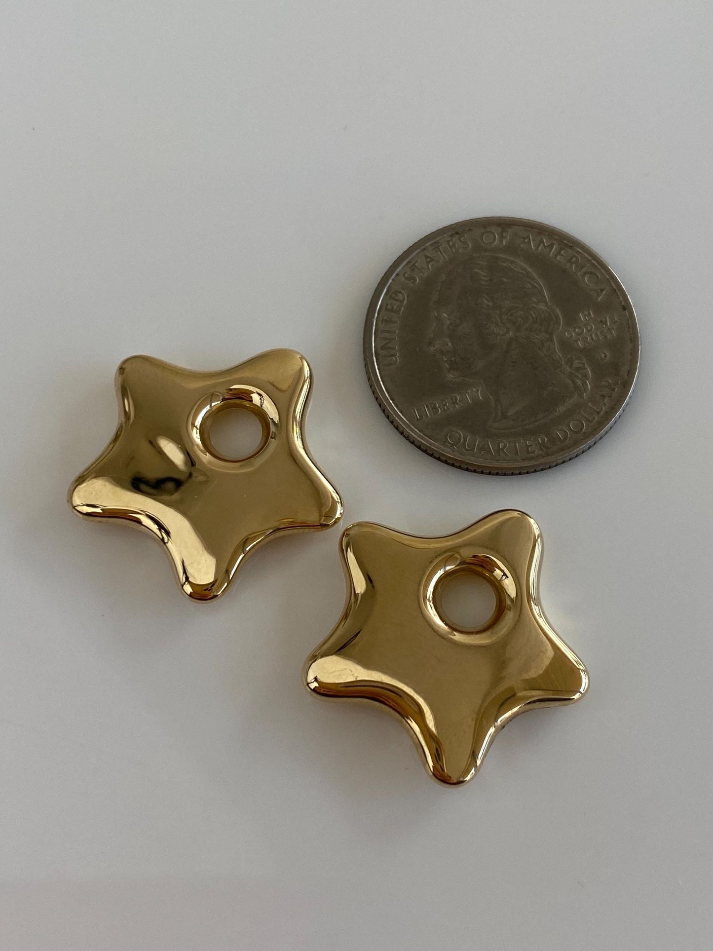 Vintage 14k Yellow Gold Star Hoop Charms