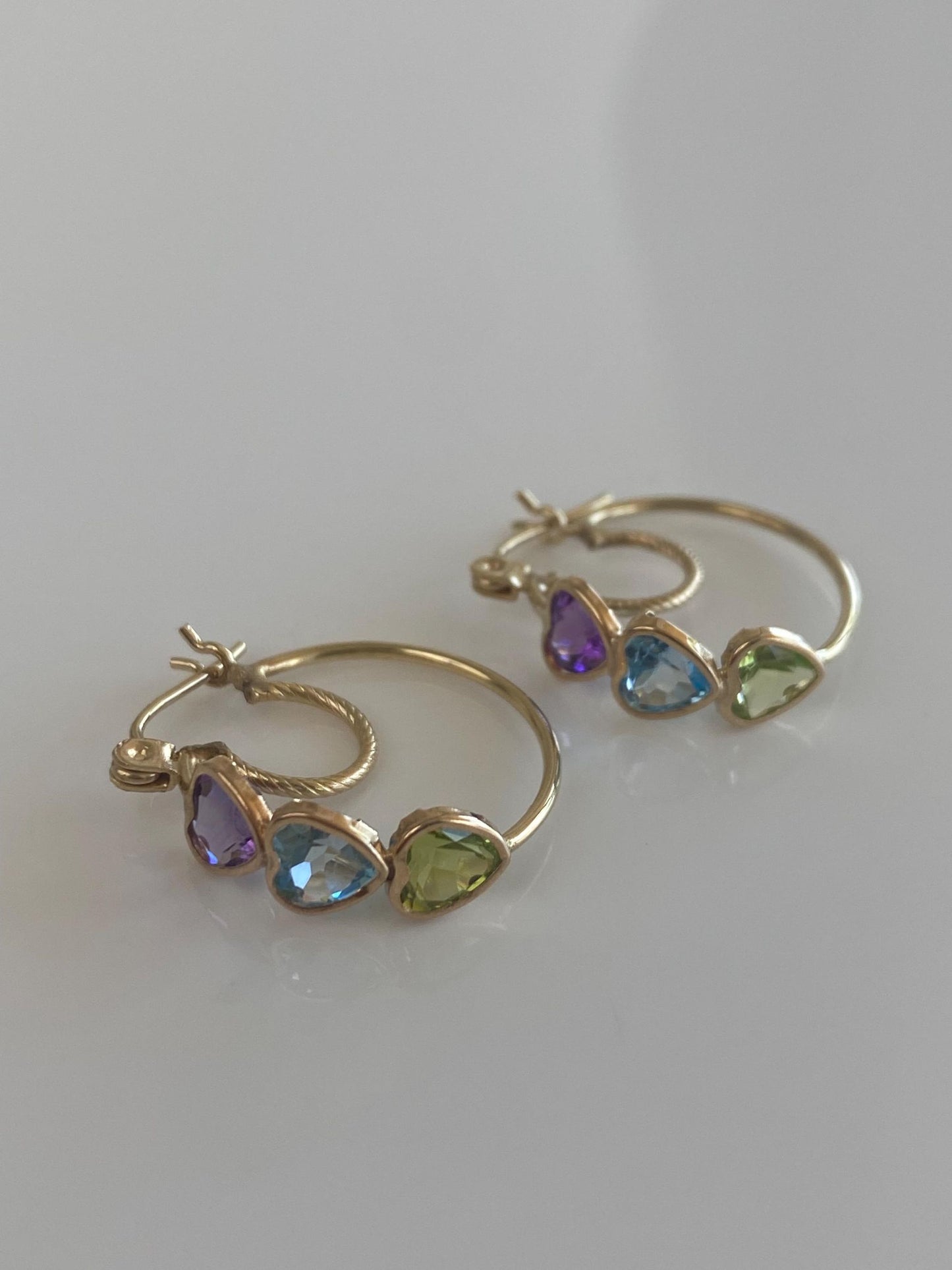 Vintage 10k Yellow Gold Amethyst Topaz Peridot Hearts Hoop Earrings