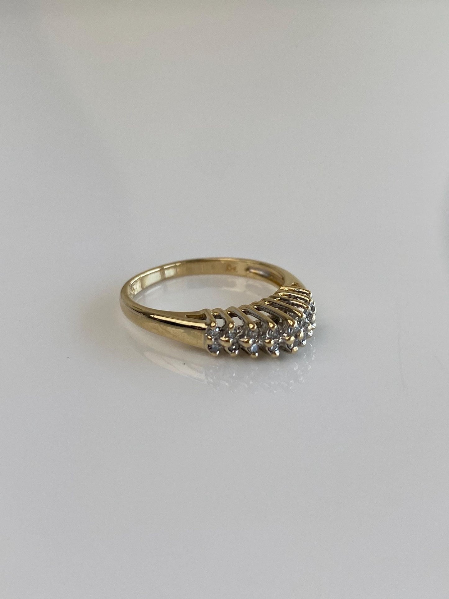 Vintage Solid 14k Yellow Gold Diamond Row Ring - Size 6