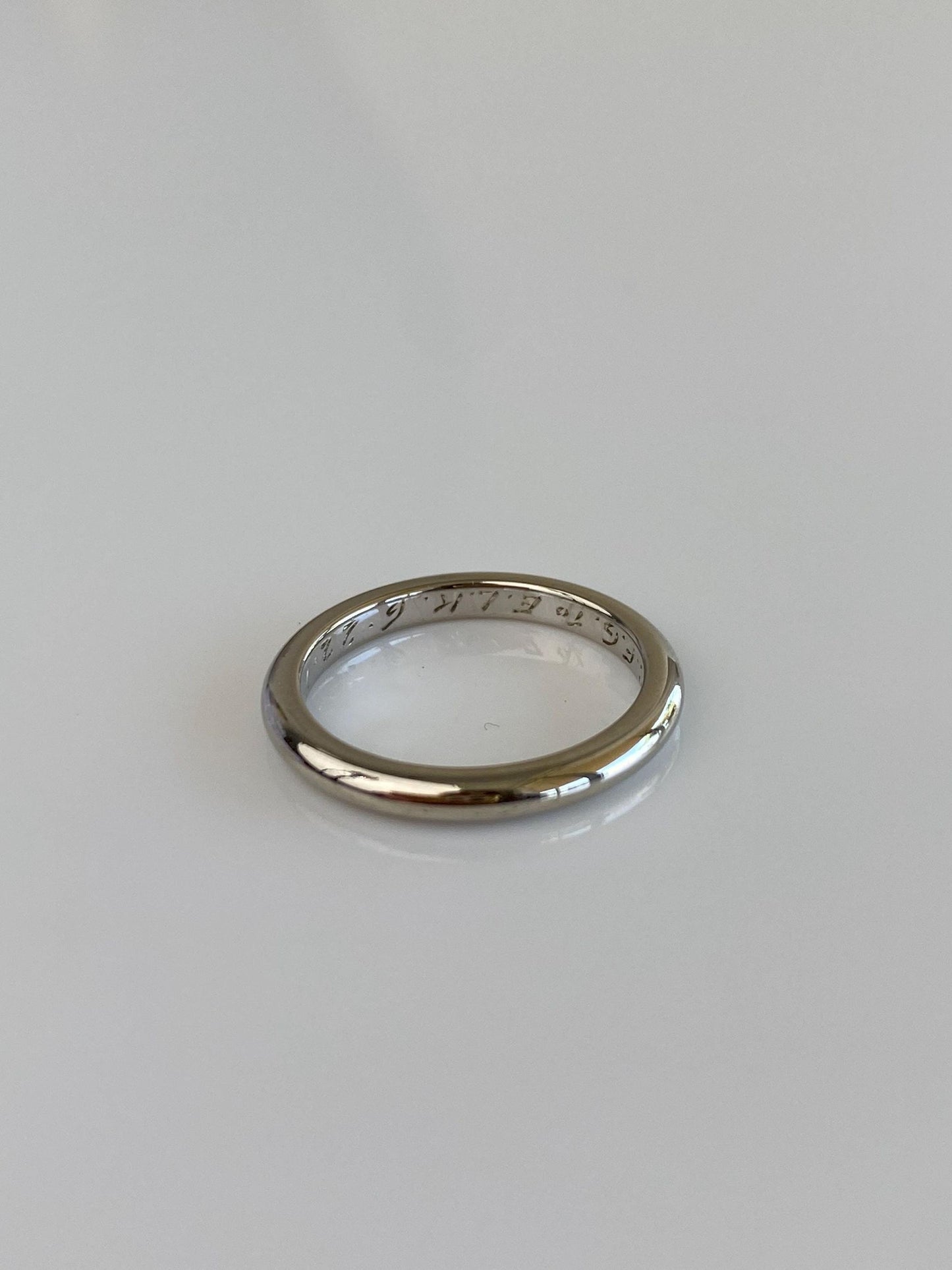 Vintage Solid 14k White Gold Ring Band - Size 4.25