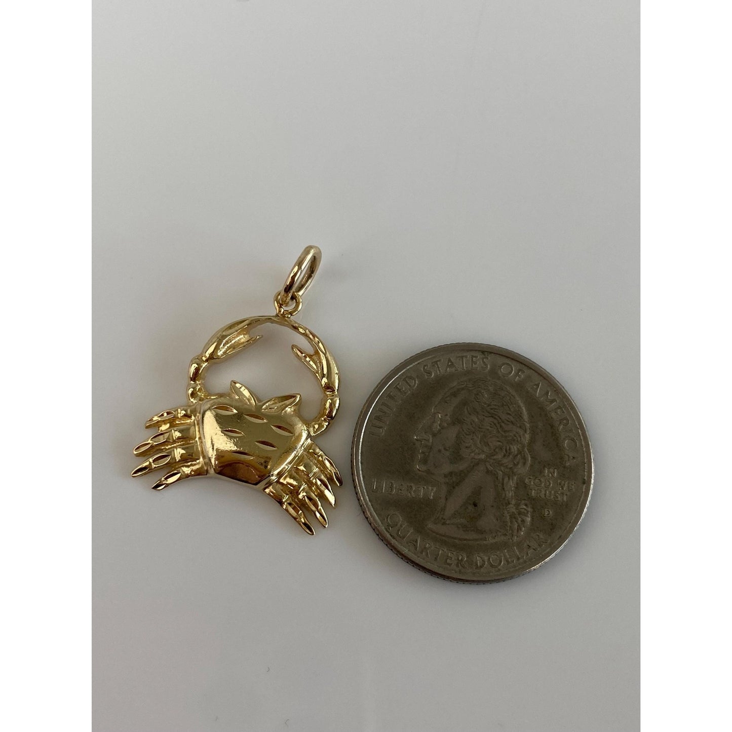 Vintage Solid 14k Yellow Gold Diamond Cut Crab Charm