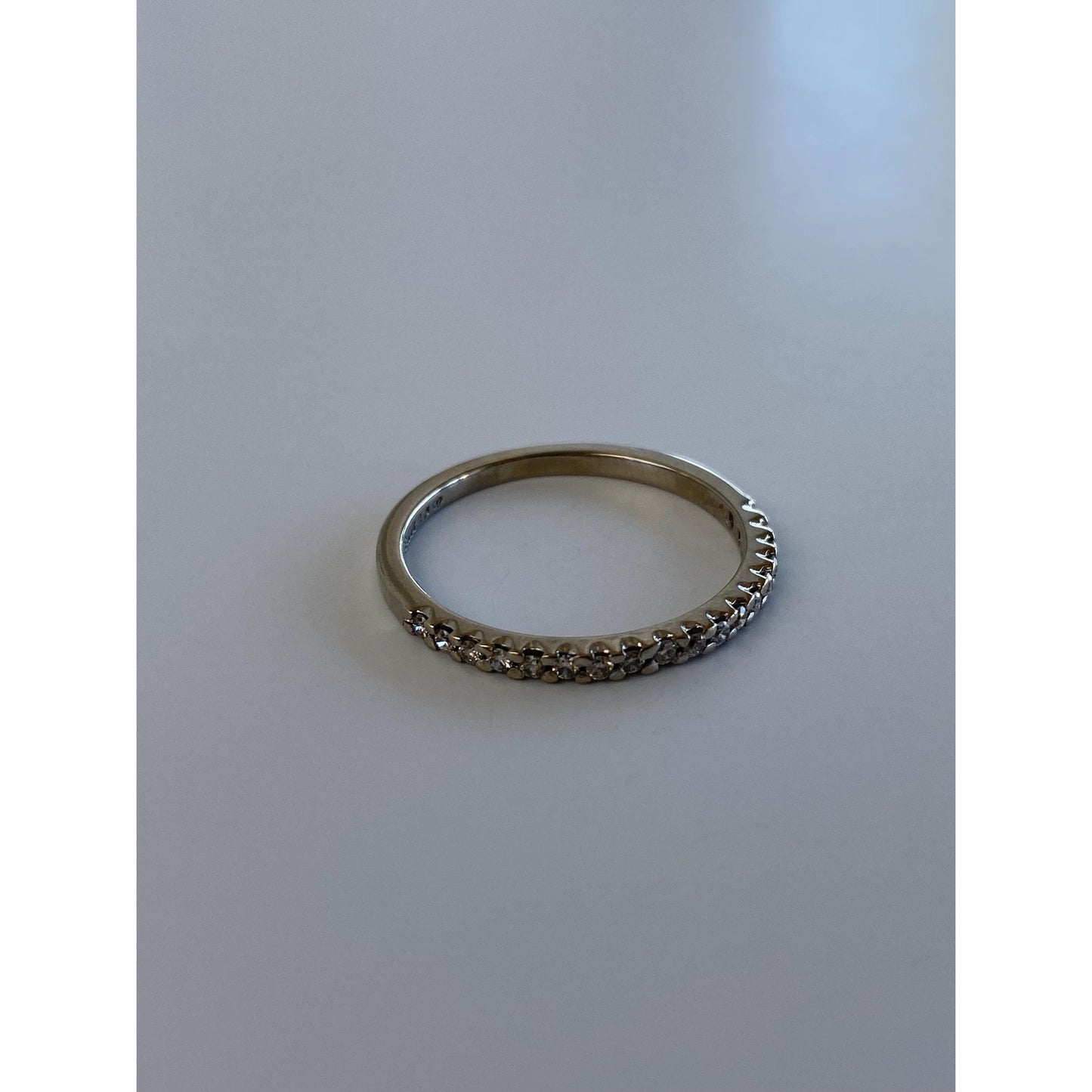 Vintage Solid 14k White Gold Diamond Wedding Ring Band - Size 7.75