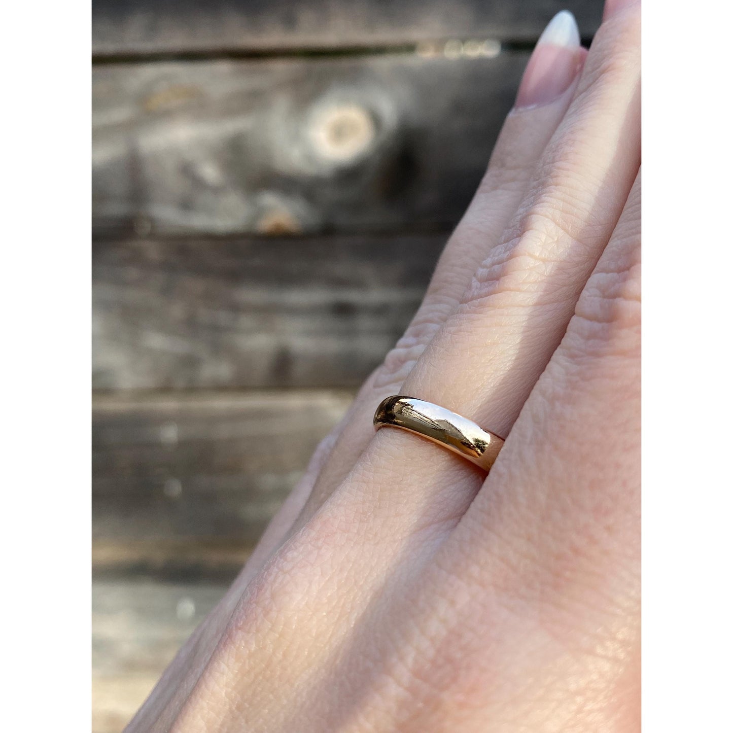 Vintage Solid 18k Yellow Gold Ring Band - Size 7.75