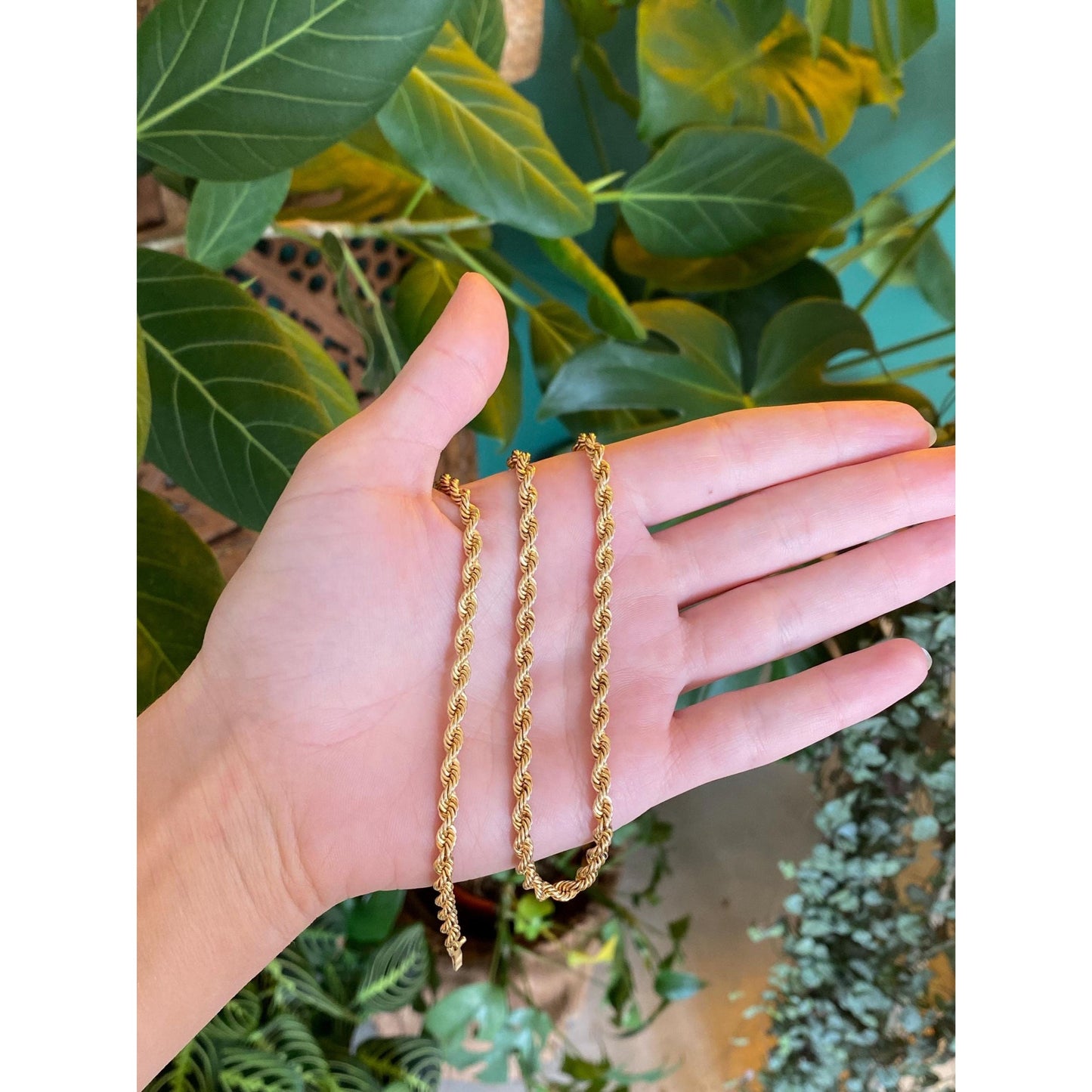 Vintage Solid 14k Yellow Gold Chunky Rope Chain Necklace - 18.25 inches