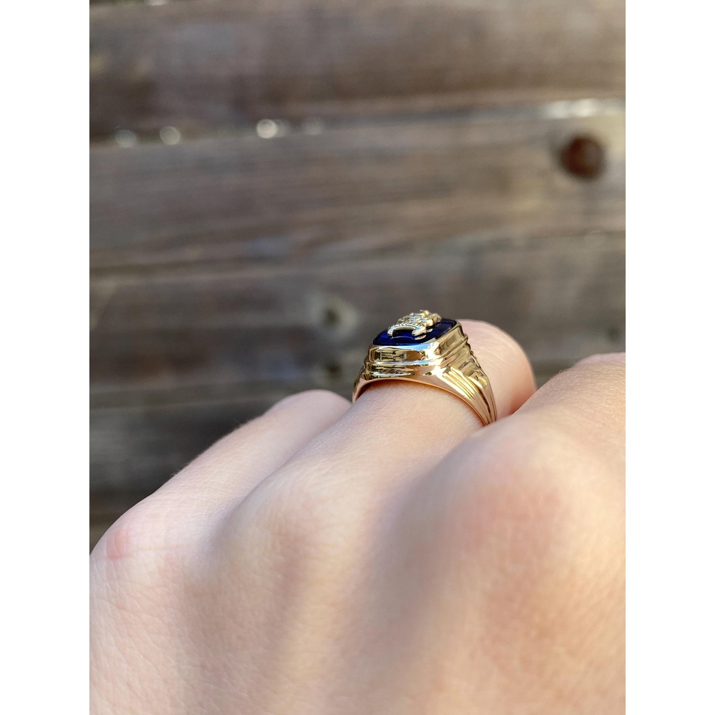 Vintage Solid 10k Yellow Gold Blue Spinel 1962 Class Ring - Size 5.25