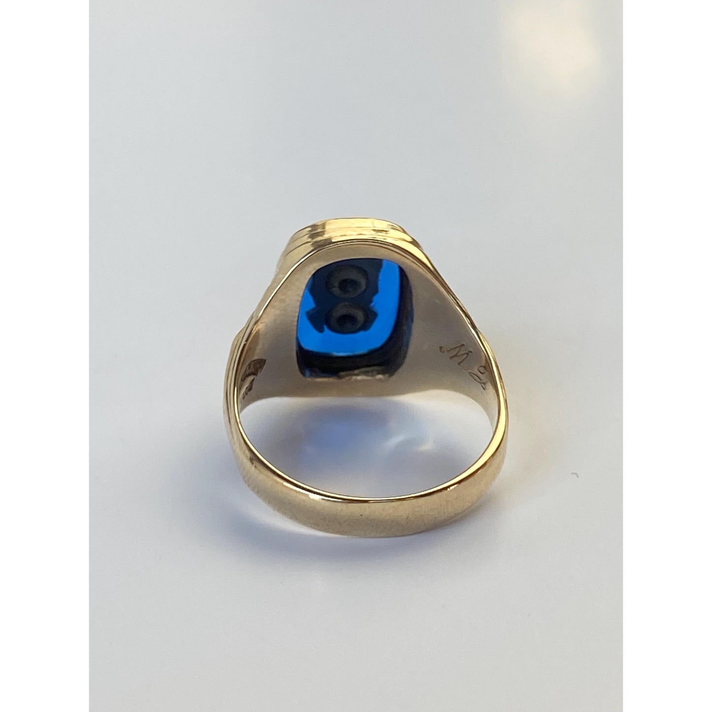 Vintage Solid 10k Yellow Gold Blue Spinel 1962 Class Ring - Size 5.25