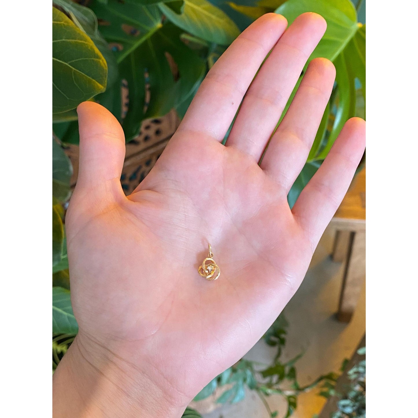 Vintage Solid 14k Yellow Gold Clear Sapphire Knot Charm