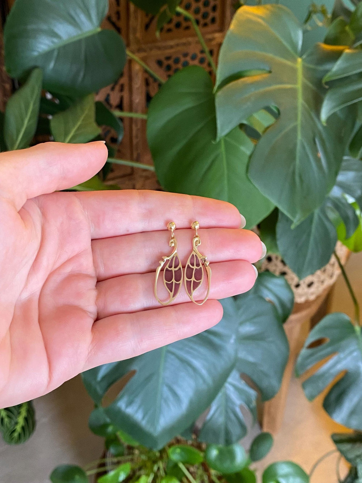 Vintage Solid 18k Yellow Gold Light Purple Enamel Wings Dangle Stud Earrings