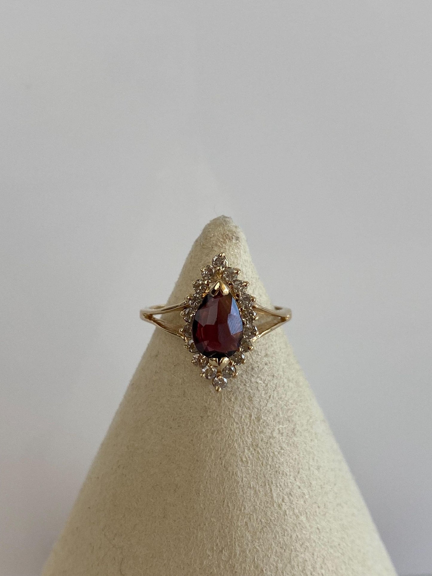 Vintage Solid 14k Yellow Gold Diamond Halo Pink Tourmaline Ring - Size 7.5