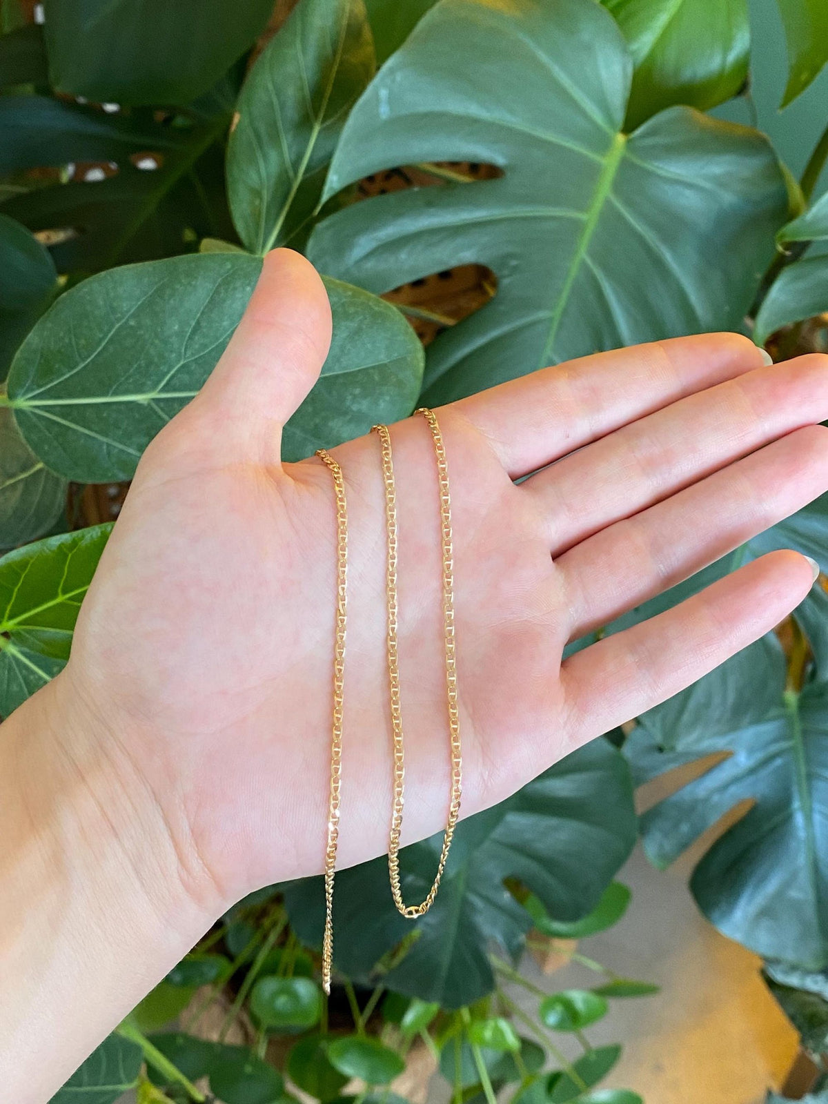 Vintage Solid 14k Yellow Gold Slim Mariner Link Chain Necklace - 20 inches
