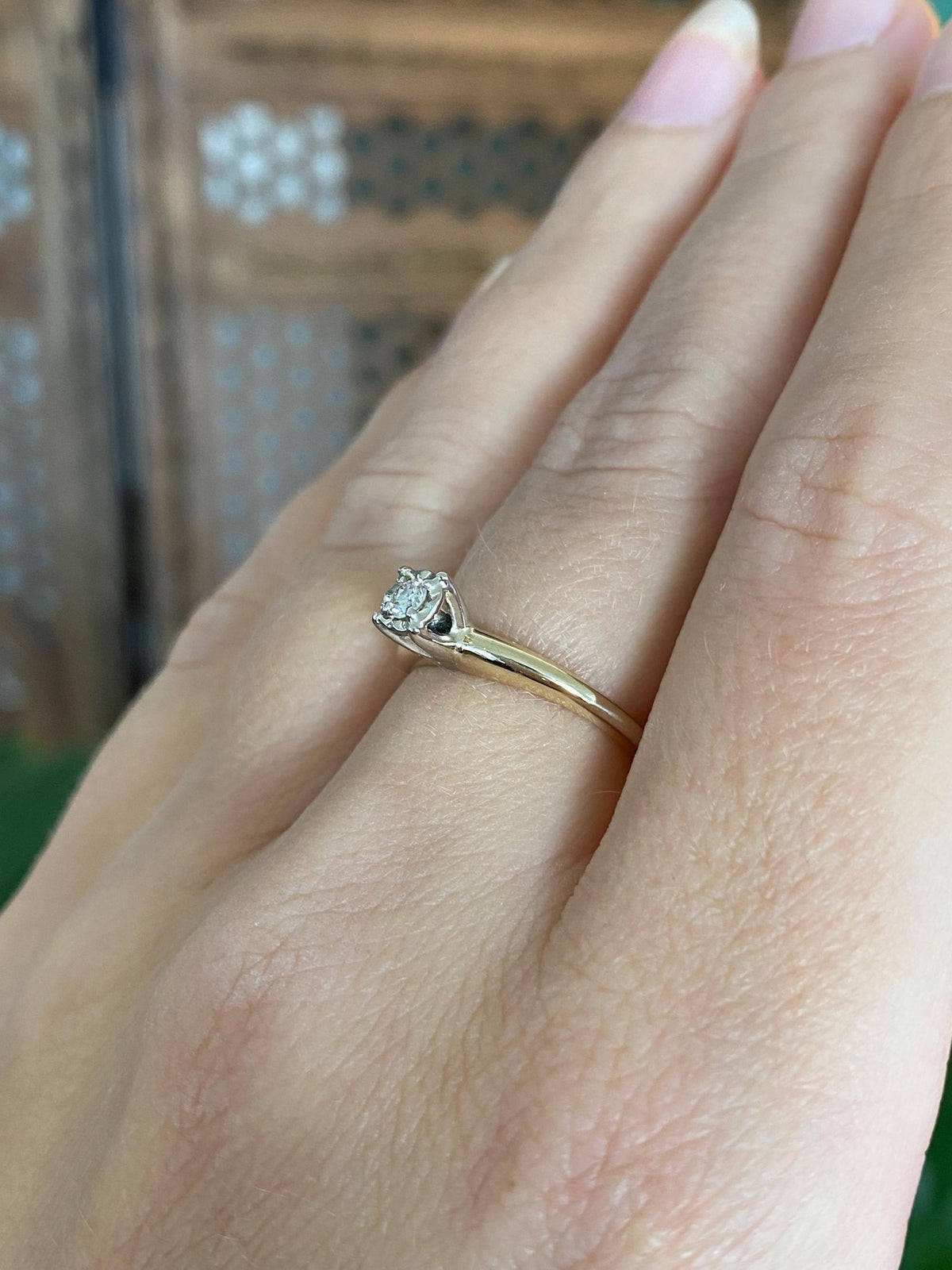Vintage Solid 14k White & Yellow Gold Diamond Ring - Size 6