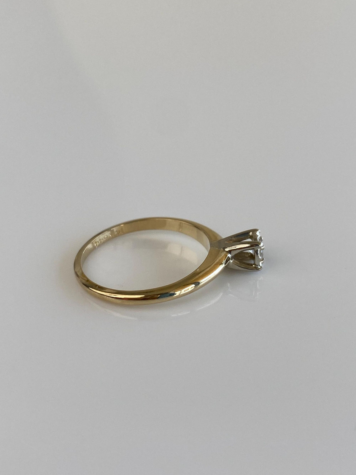 Vintage Solid 14k White & Yellow Gold Diamond Ring - Size 6