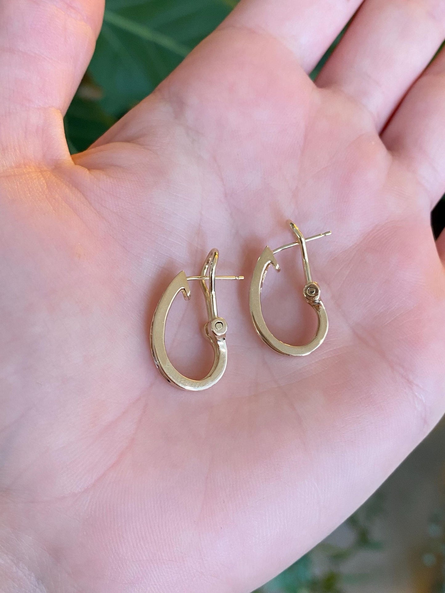 Vintage Solid 14k Yellow Gold Diamond Drop Earrings