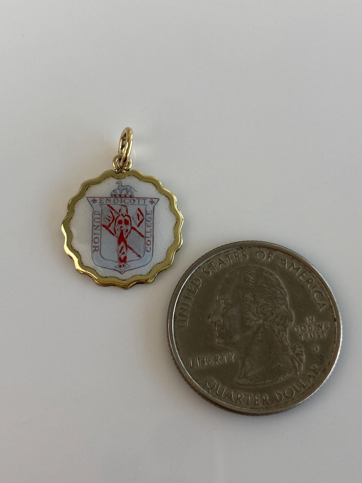 Vintage Solid 14k Yellow Gold Enamel Junior College Charm