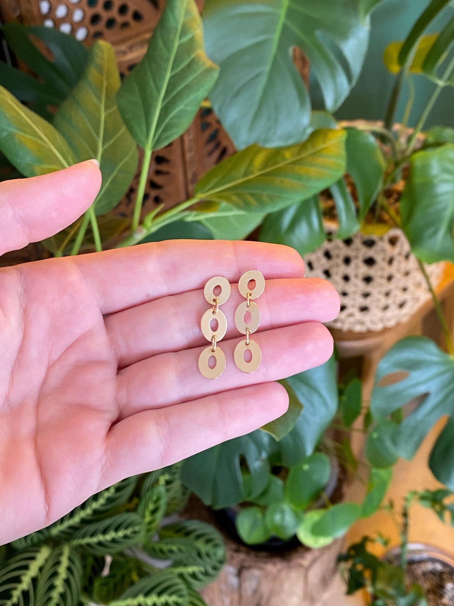 Vintage Solid 14k Yellow Gold Oval Dangle Stud Earrings