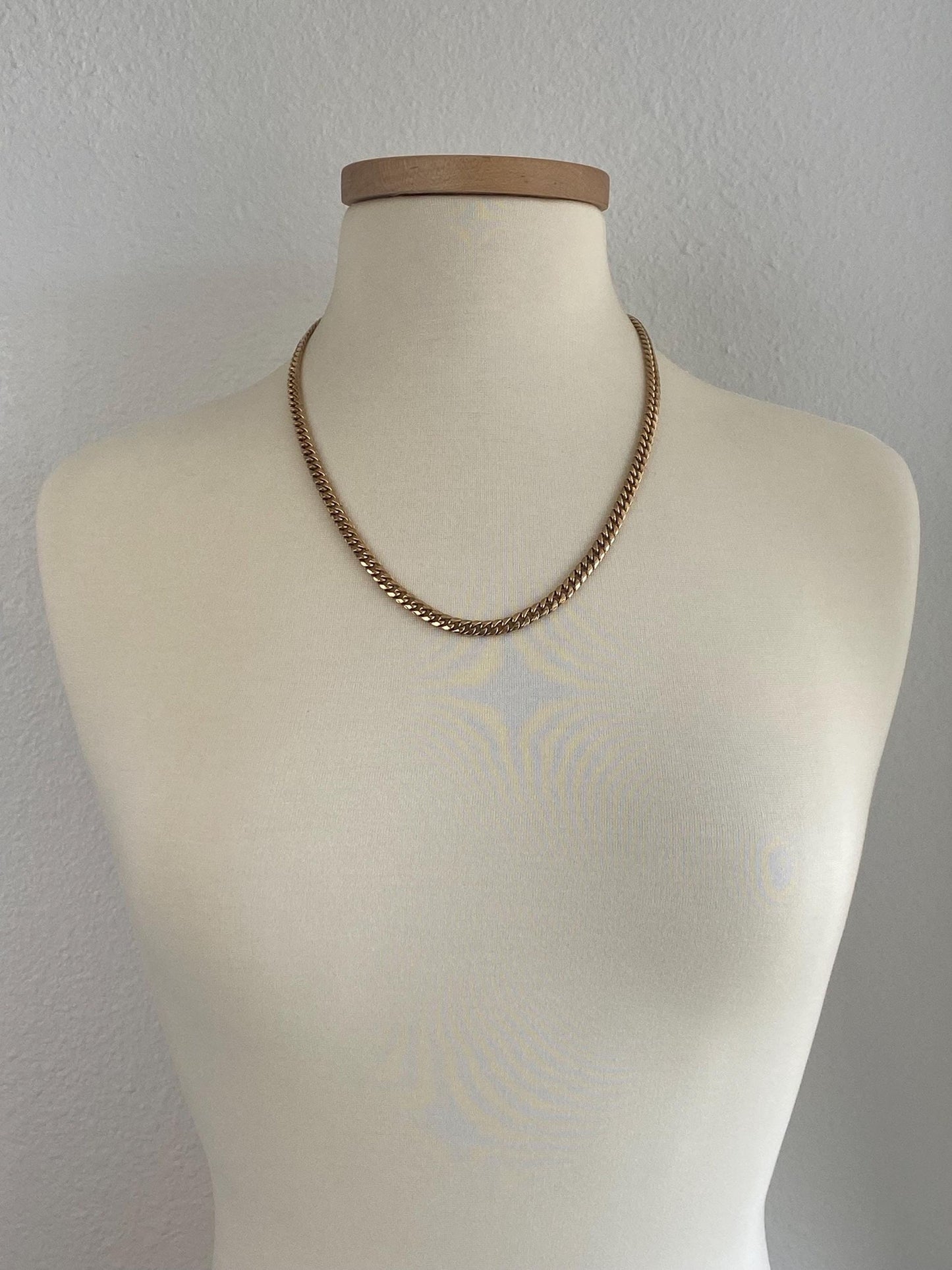 Vintage 10k Yellow Gold Chunky Curb Chain Necklace - 23 inches