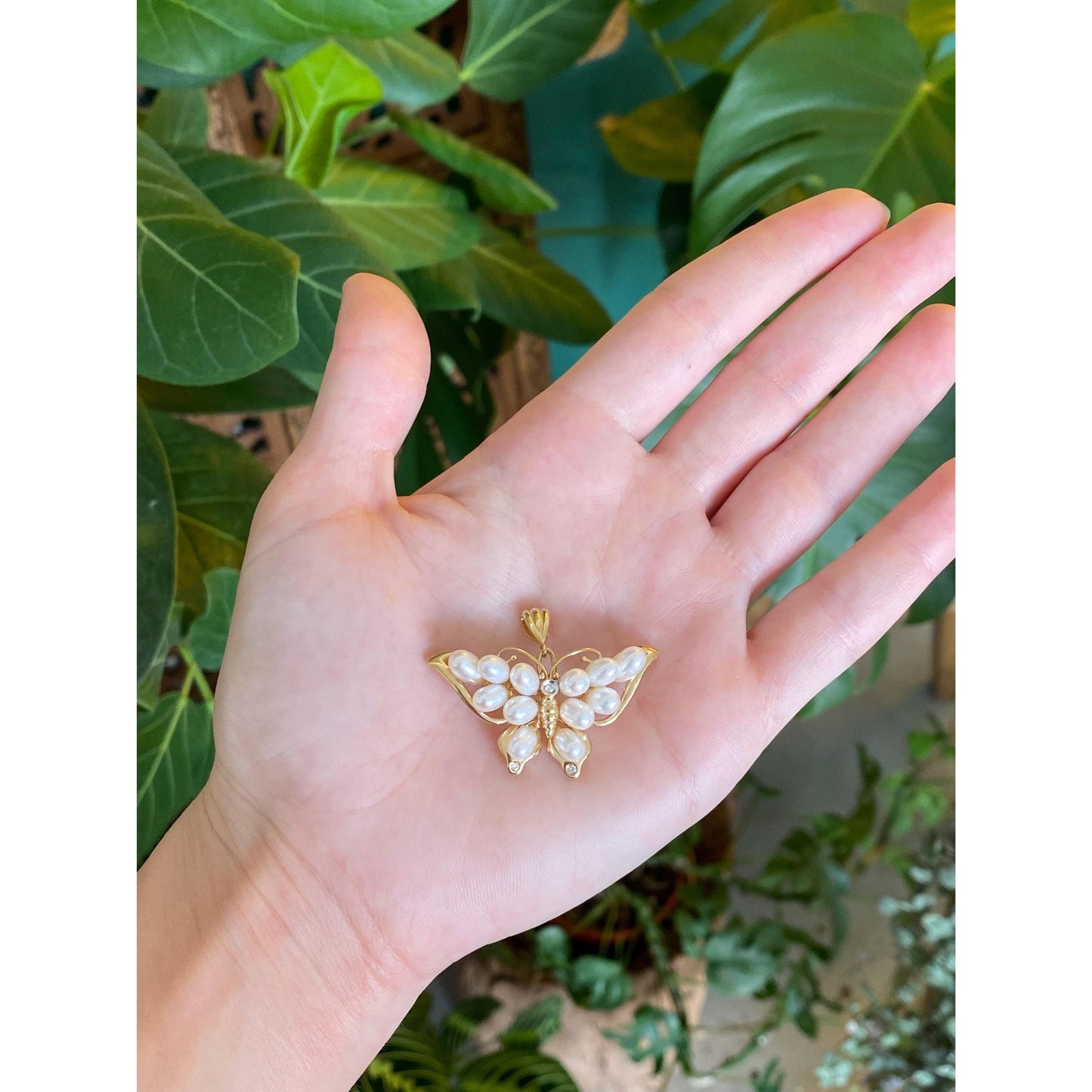 Vintage Solid 14k Yellow Gold Diamond Pearls Butterfly Charm