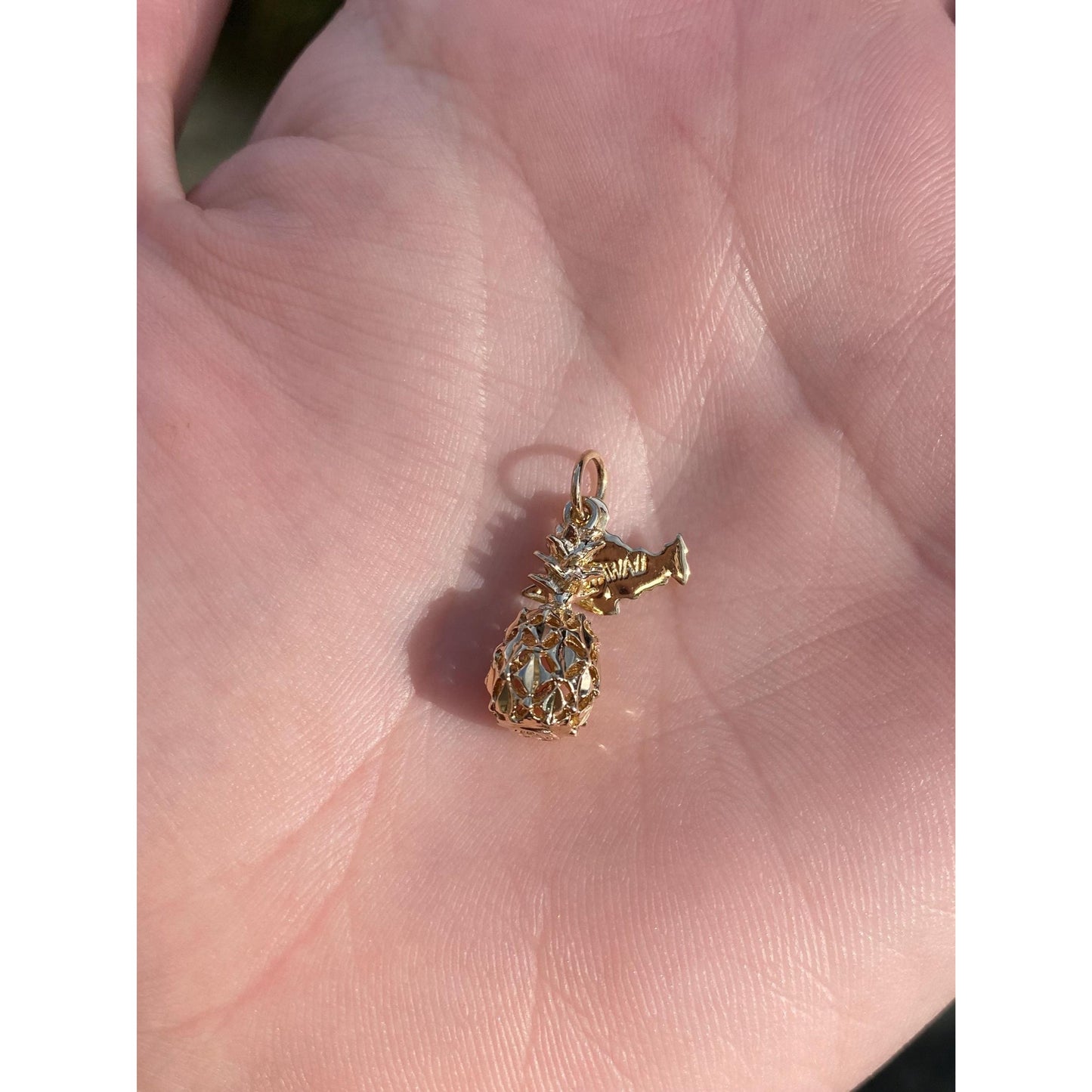 Vintage Solid 14k Yellow Gold Pineapple Hawaii Charm
