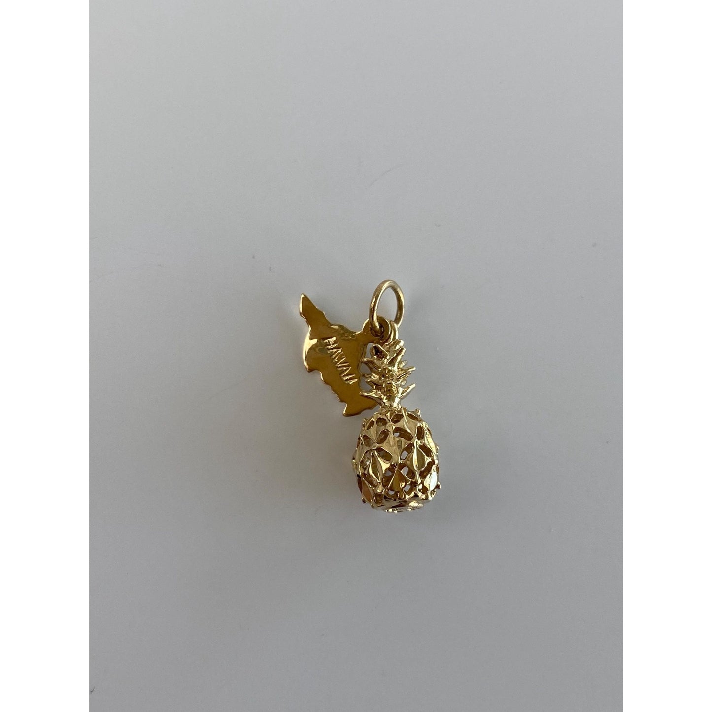 Vintage Solid 14k Yellow Gold Pineapple Hawaii Charm