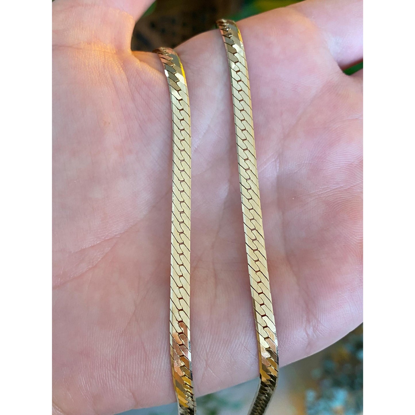 Vintage Solid 14k Yellow Gold Chunky Herringbone Chain Necklace - 18.5 inches