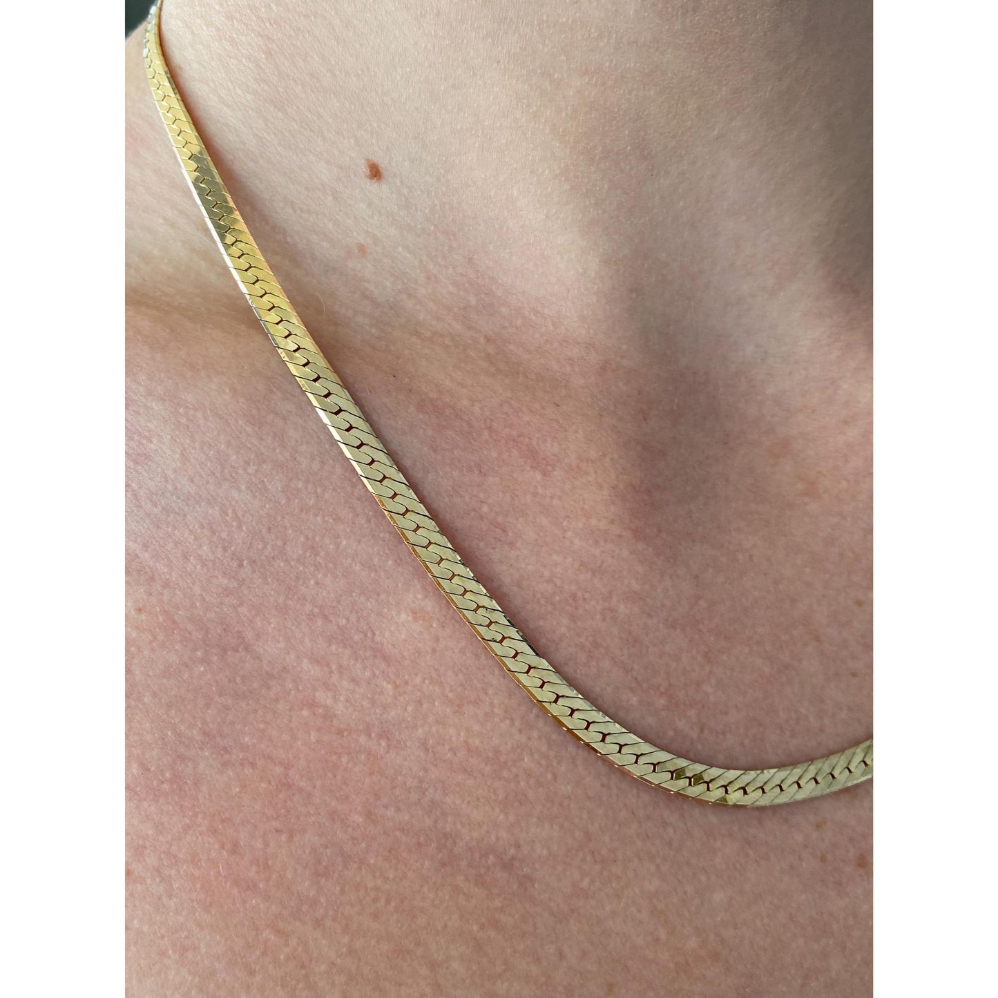 Vintage Solid 14k Yellow Gold Chunky Herringbone Chain Necklace - 18.5 inches